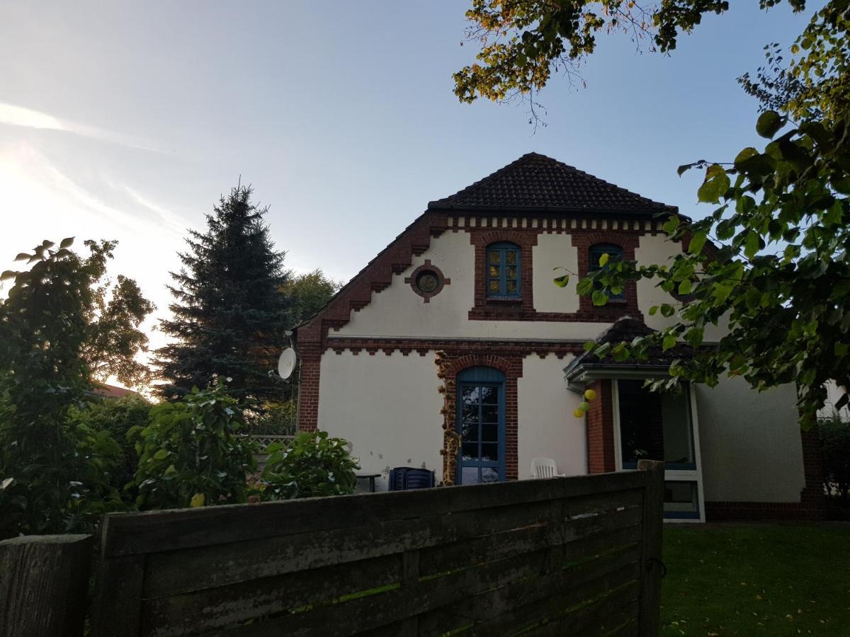 Gemuetliche Ferienunterkunft Direkt Am Meer Holnis Exterior photo
